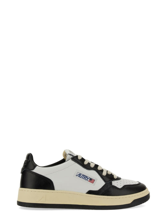 "Medalist Low" Sneaker