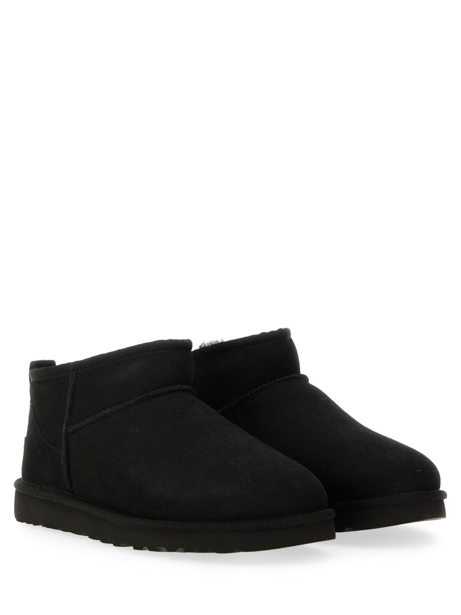 UGG Boots - Black | Wanan Luxury