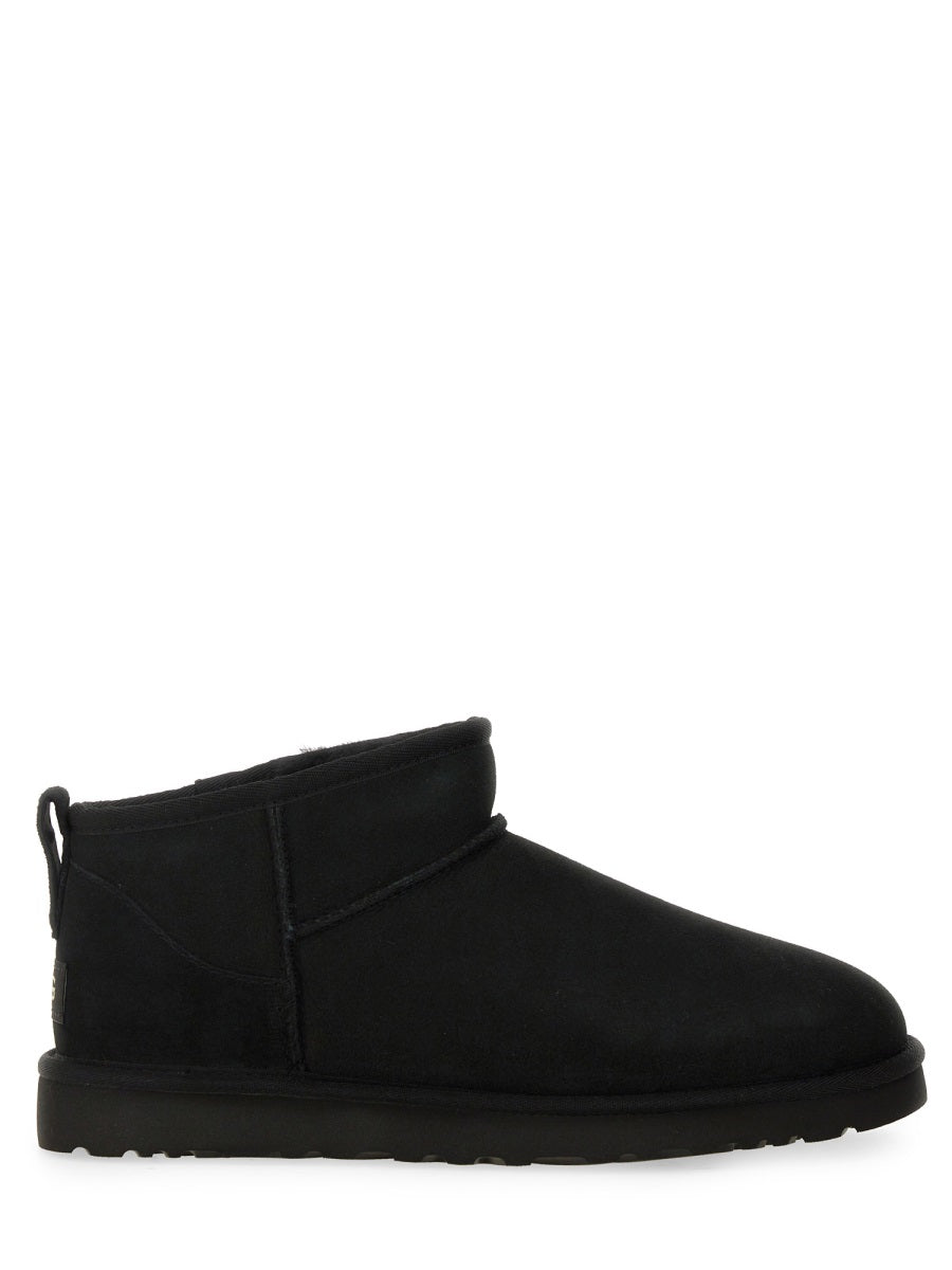 UGG Boots - Black | Wanan Luxury