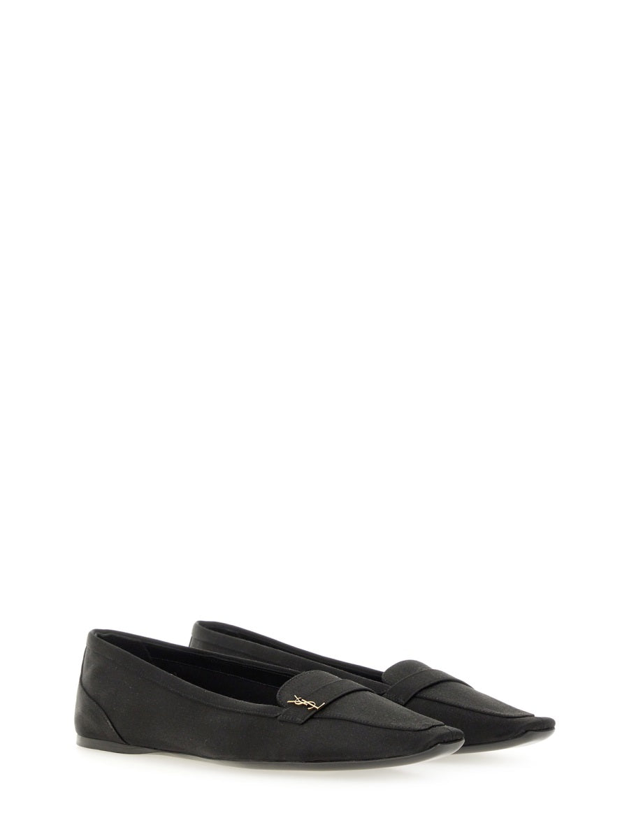 Saint Laurent Flat Shoes - Black | d9366bcd3e601cc03faf36b0255dcaaba5e5a400