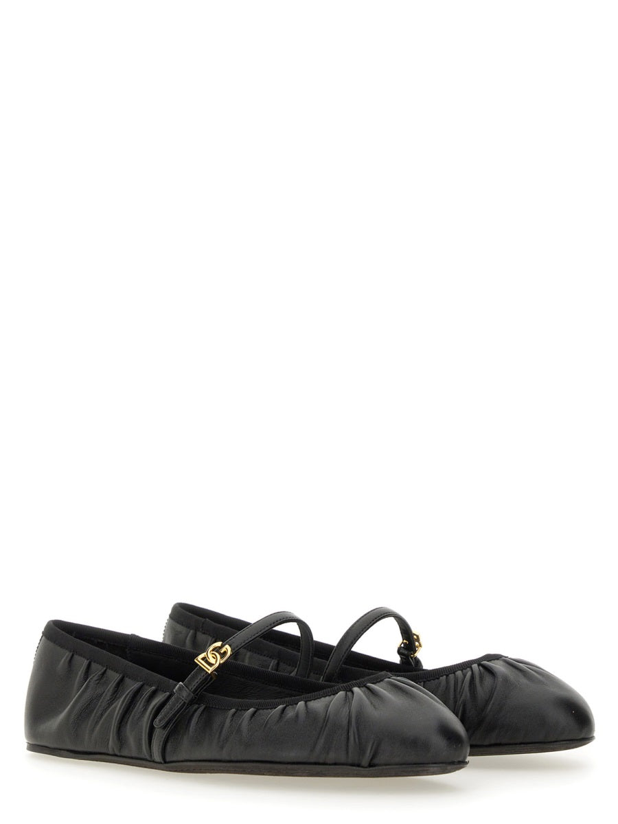Dolce & Gabbana Flat Shoes - Black | Wanan Luxury