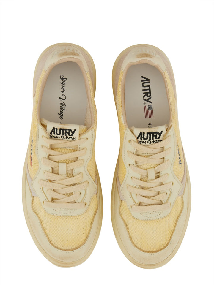 Autry Sneakers - White | Wanan Luxury