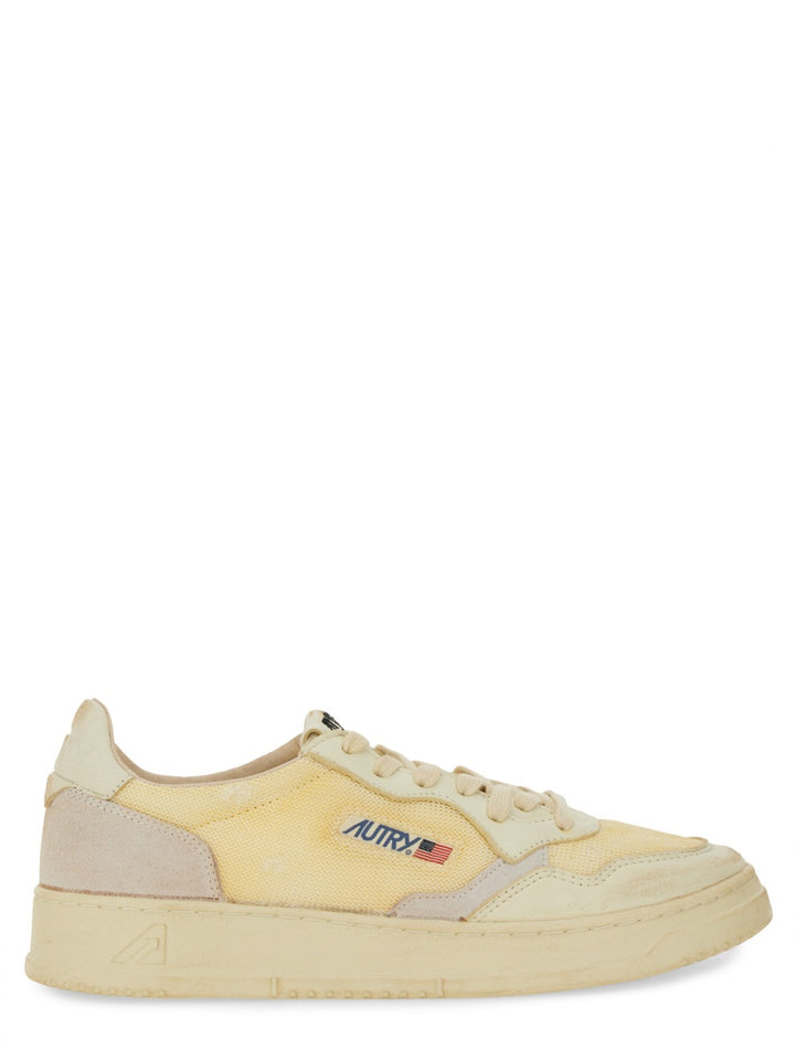 Autry Sneakers - White | Wanan Luxury