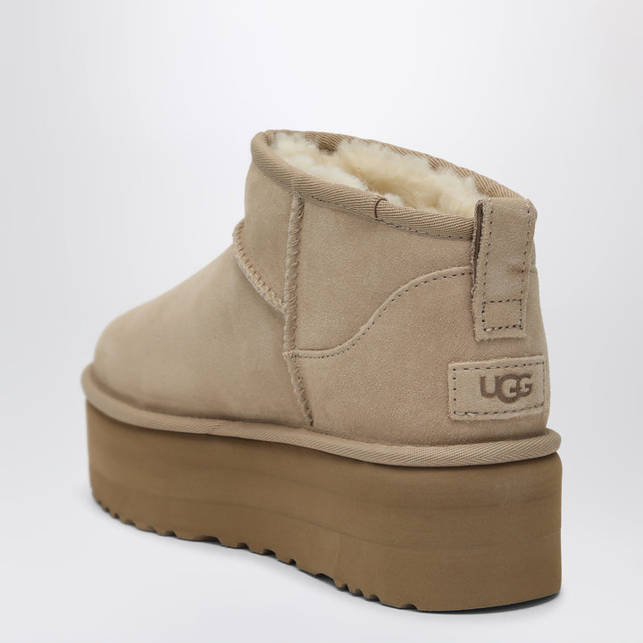 Ugg Shoes - Beige | 89aaff870e4a17e3e17b02acc8ec46f0d622d87a