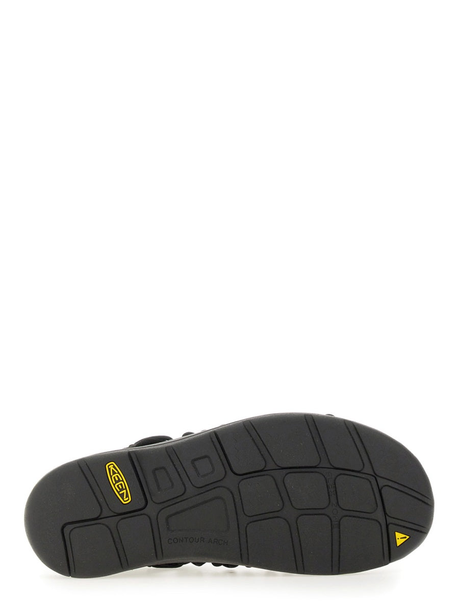 Keen Sandals - Black | Wanan Luxury