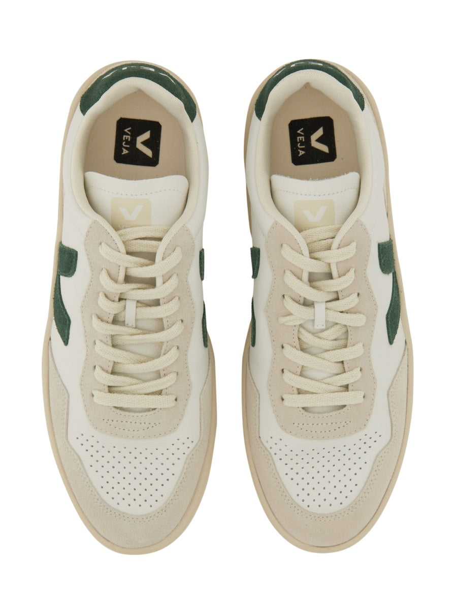 Veja Sneakers - White | 5e475674a36b81e7389e039e93b9bc86490cac80