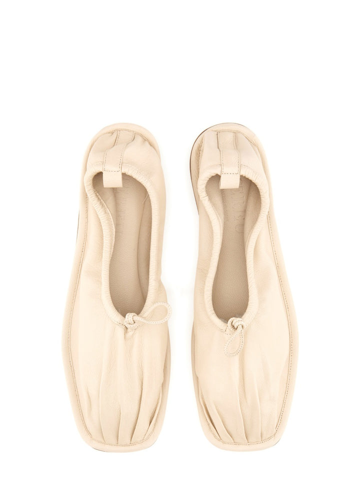 Hereu Flat Shoes - Beige | Wanan Luxury