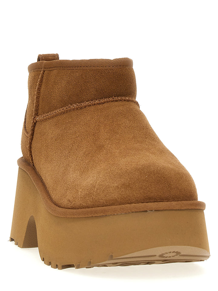 Classic Ultra Mini New Heights Boots, Ankle Boots Brown