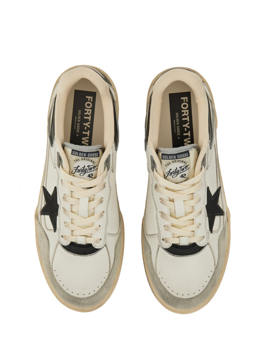 Golden Goose Sneakers - White | Wanan Luxury