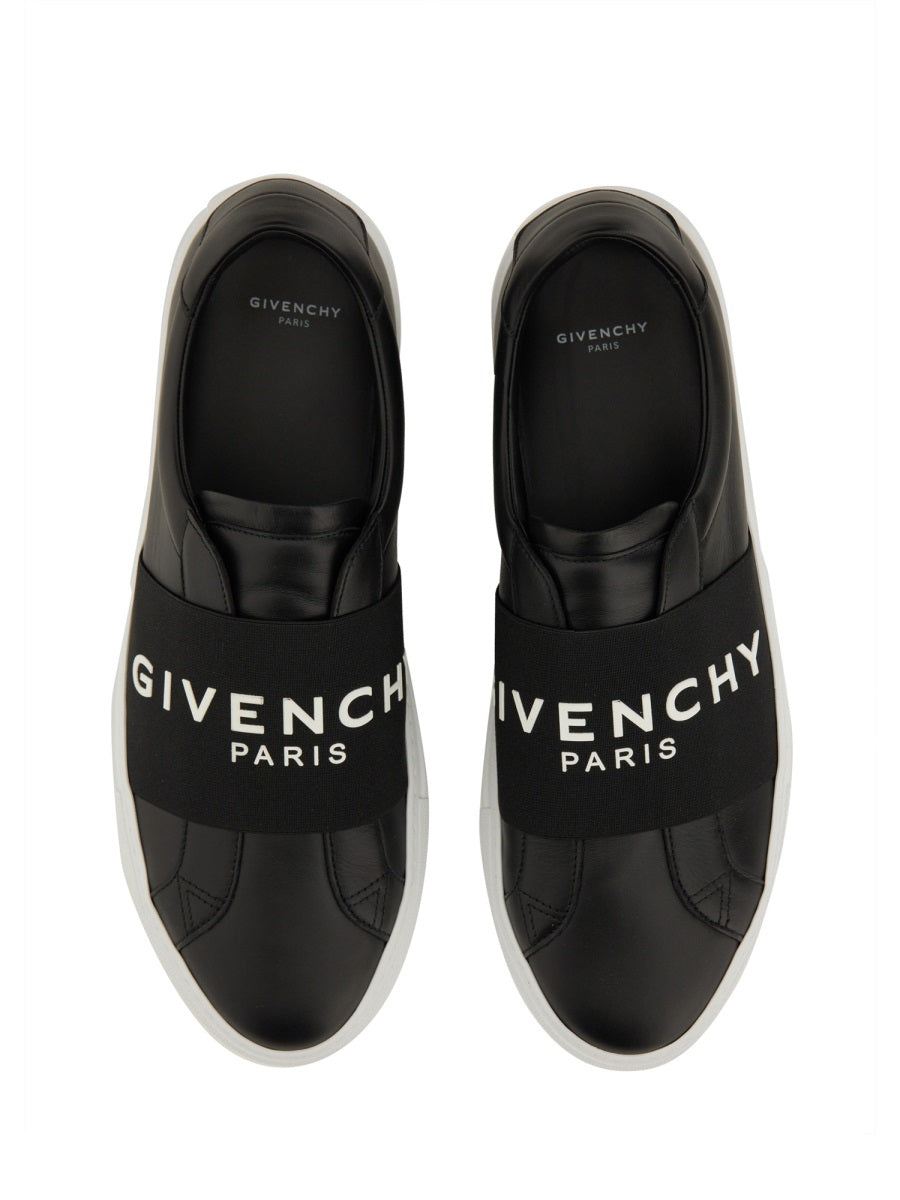 Givenchy Sneakers - Black | Wanan Luxury