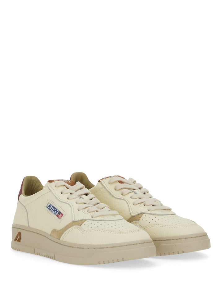 Autry Sneakers - White | Wanan Luxury