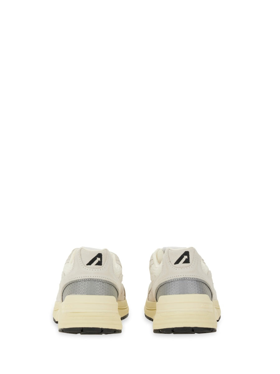 Autry Sneakers - White | Wanan Luxury
