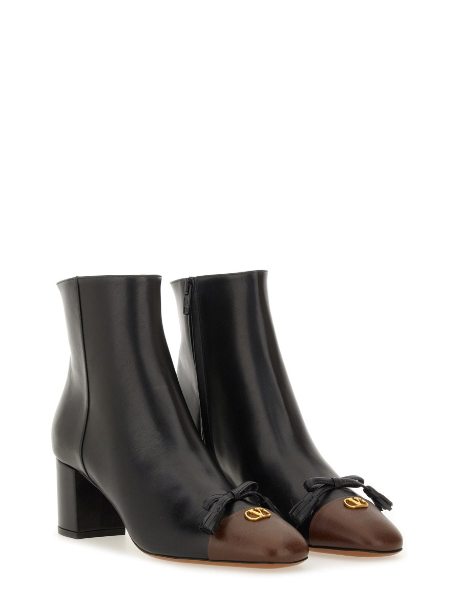 Valentino Garavani Boots - Black | Wanan Luxury