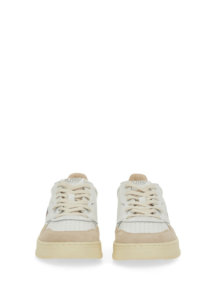 Autry Sneakers - White | Wanan Luxury