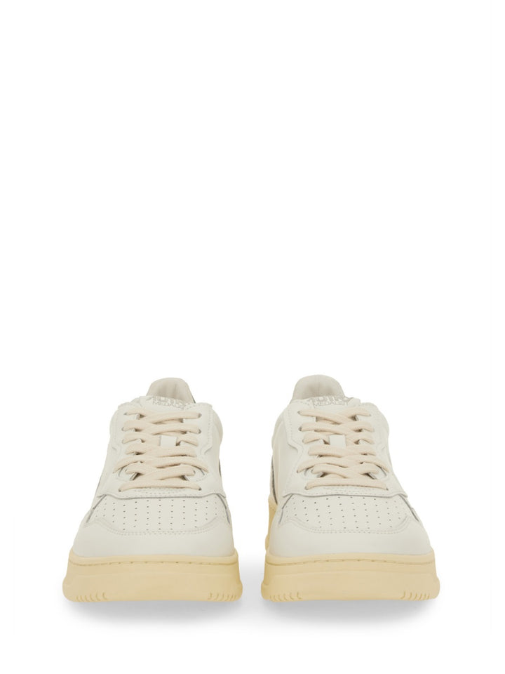 Autry Sneakers - White | Wanan Luxury