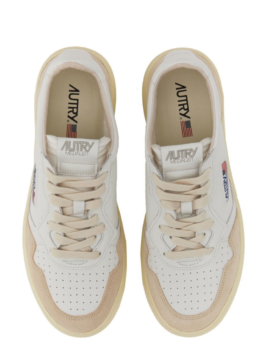 Autry Sneakers - White | Wanan Luxury
