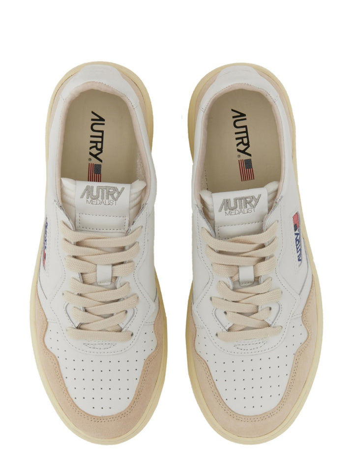 Autry Sneakers - White | Wanan Luxury