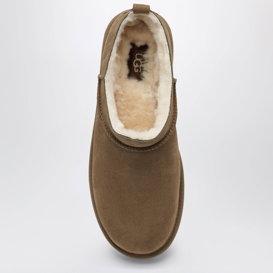 Ugg Shoes - Brown | f7bd75470b7be57da63d0c2e21bfe89b2a4aec56