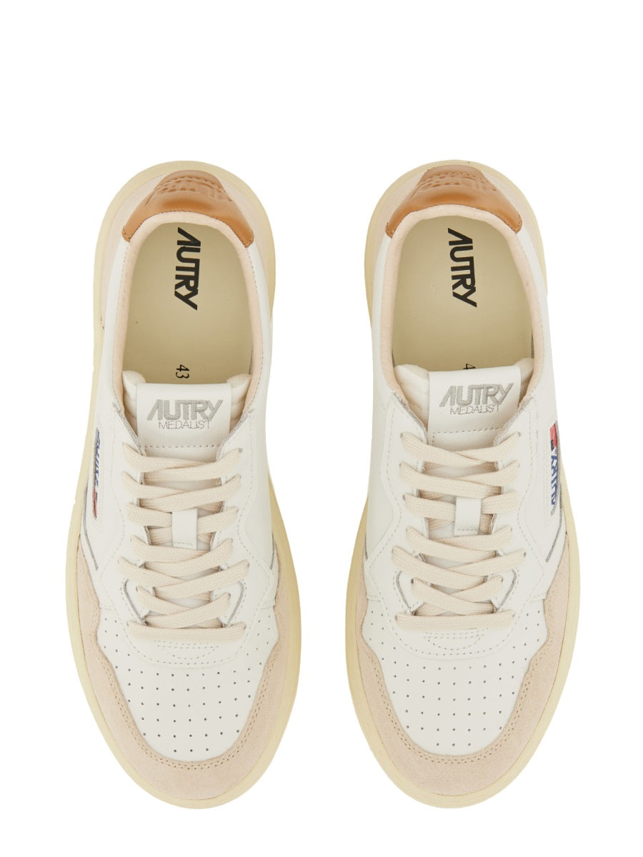 Autry Sneakers - White | Wanan Luxury