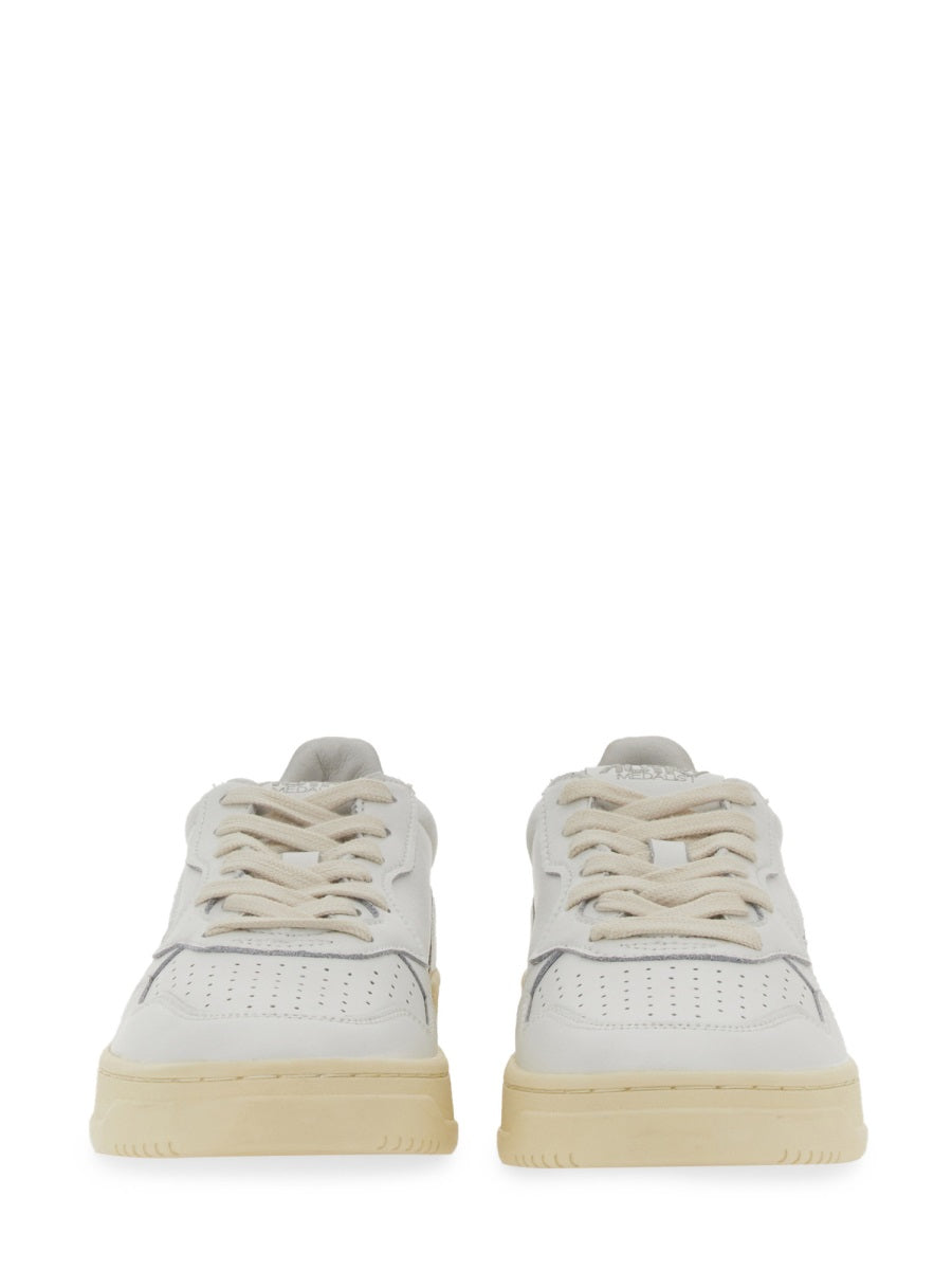 Autry Sneakers - White | Wanan Luxury