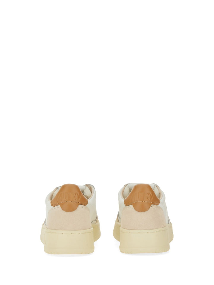 Autry Sneakers - White | Wanan Luxury