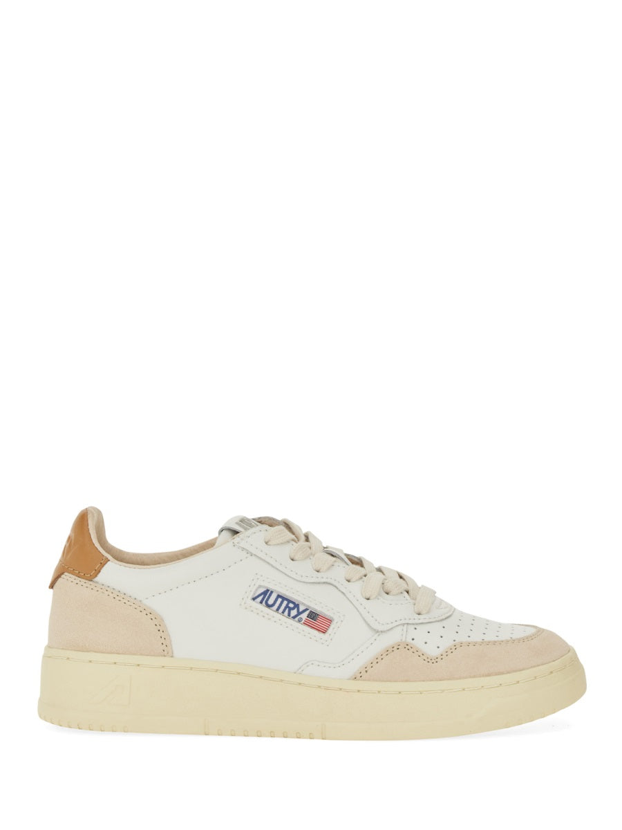 Autry Sneakers - White | Wanan Luxury