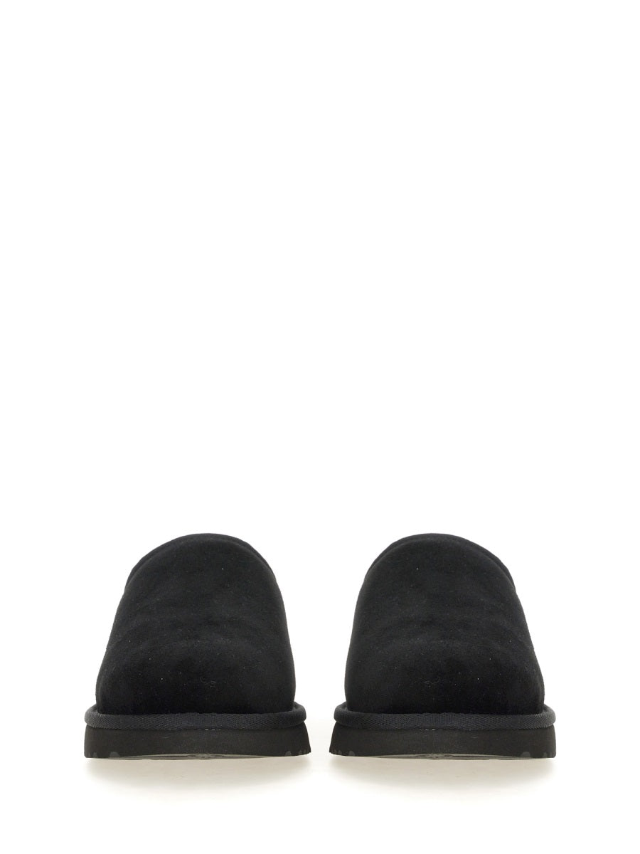 UGG Flat Shoes - Black | Wanan Luxury