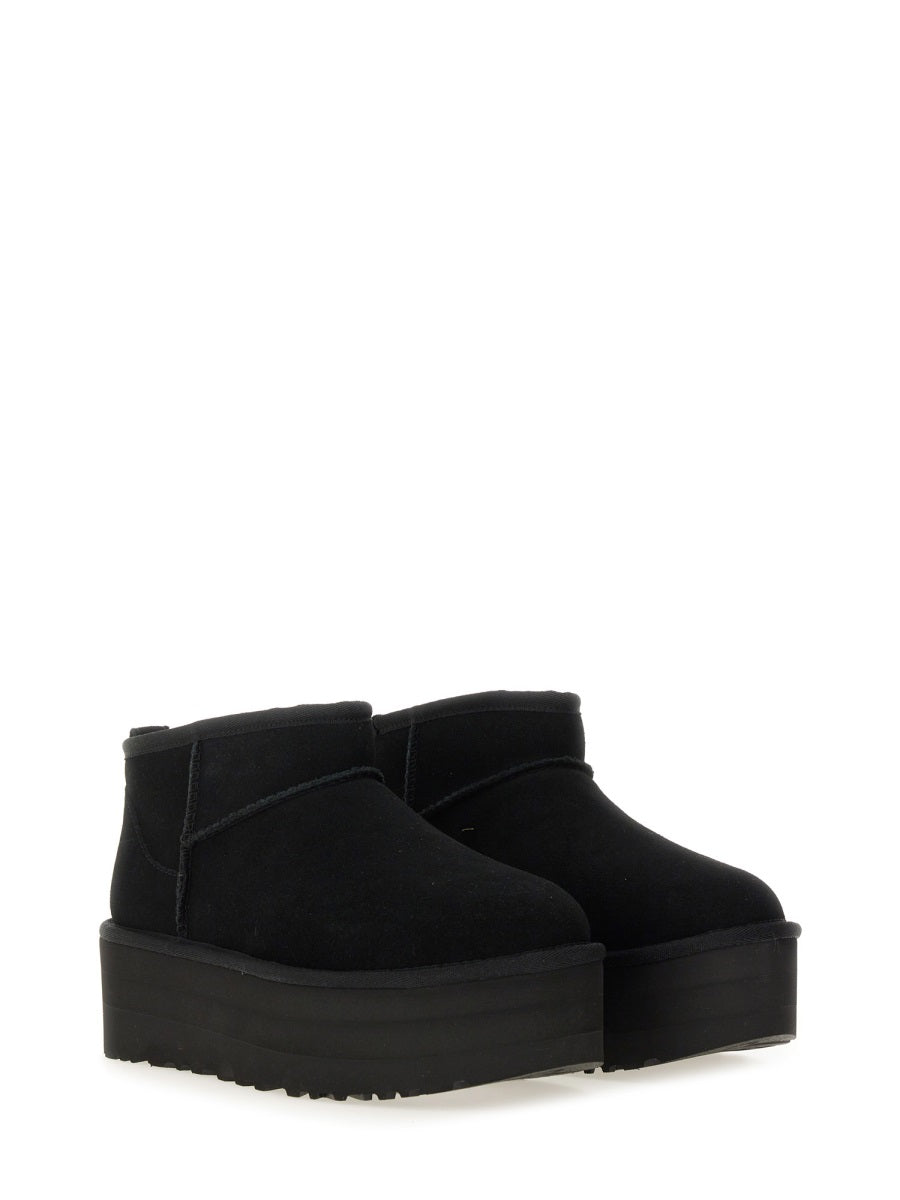 UGG Boots - Black | Wanan Luxury