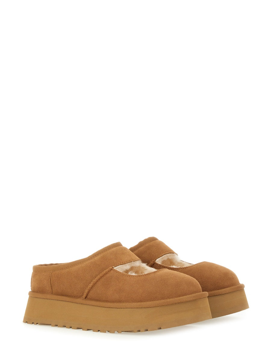 UGG Flat Shoes - Brown | Wanan Luxury