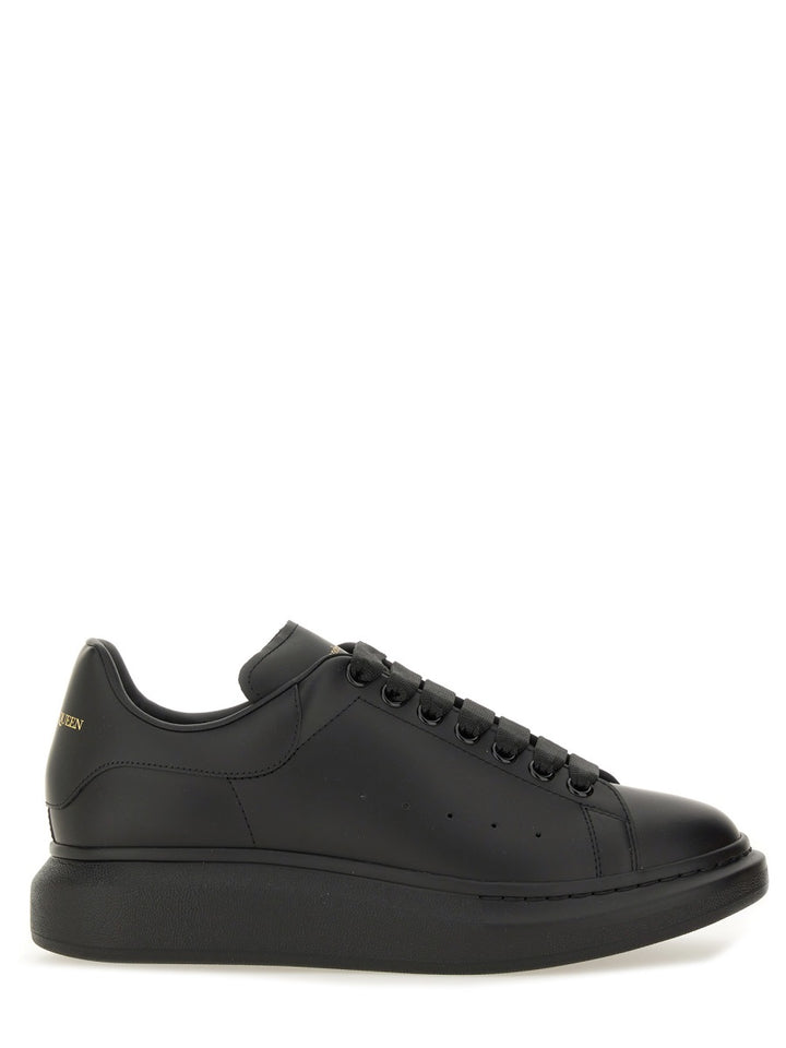 Alexander McQueen Sneakers - Black | Wanan Luxury