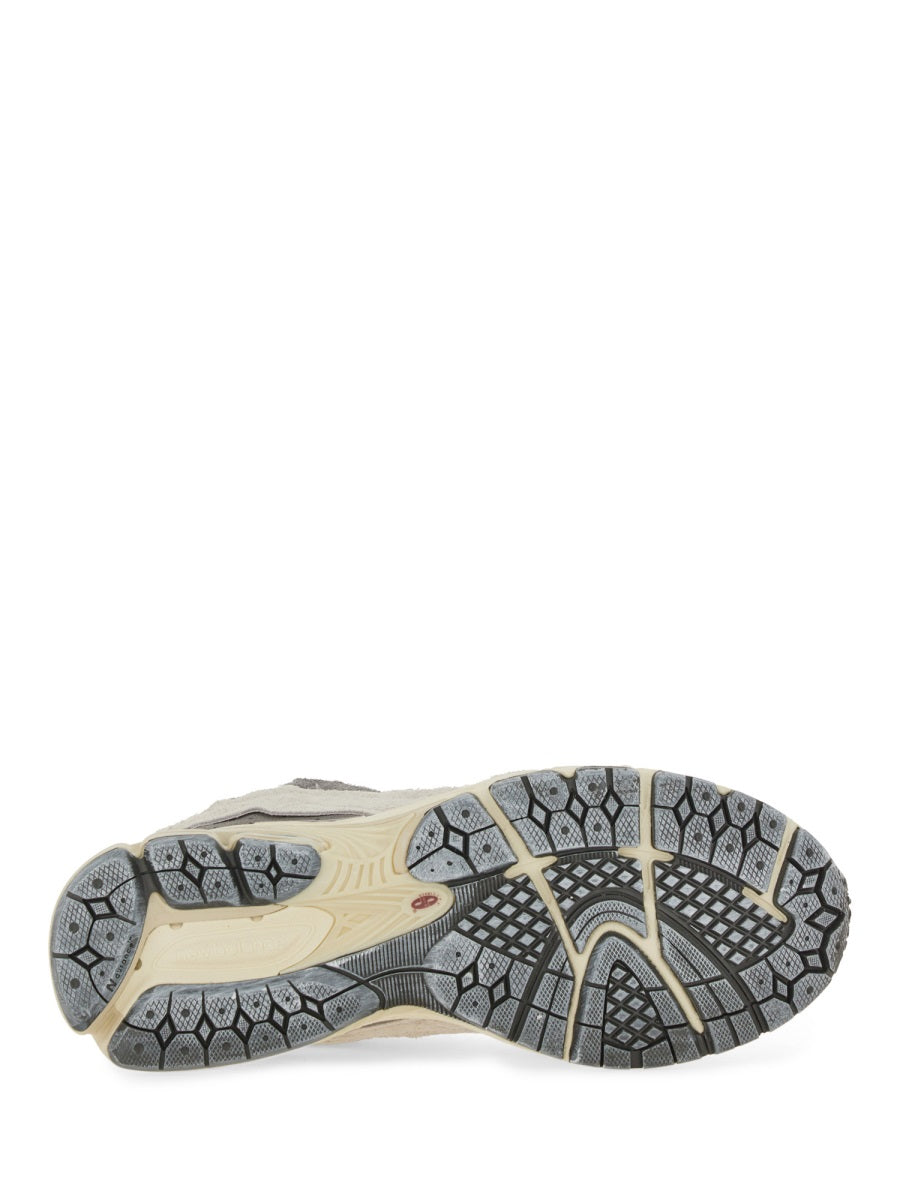 New Balance Sneakers - Grey | Wanan Luxury