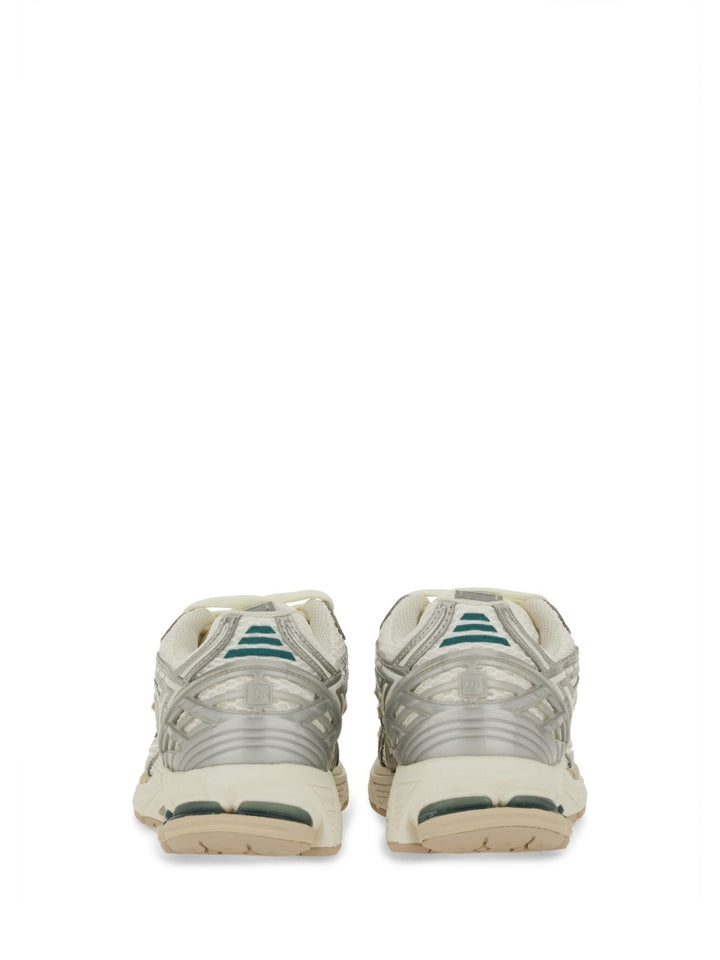 New Balance Sneakers - Silver | Wanan Luxury