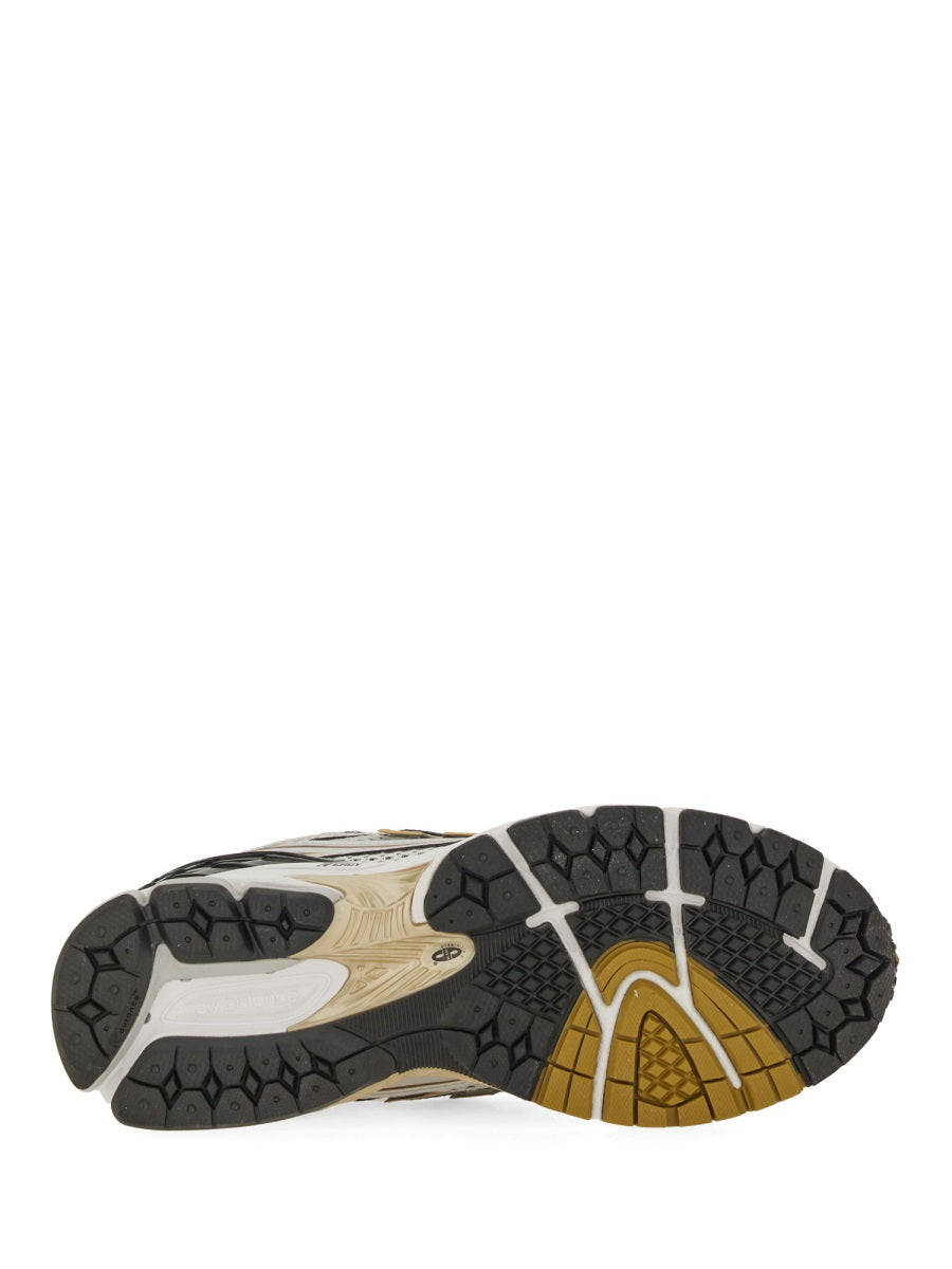 New Balance Sneakers - White | Wanan Luxury