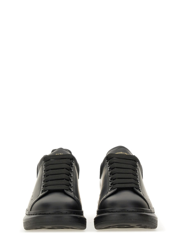 Alexander Mcqueen Sneakers - Black | 24bcbb9c89c6088aa288625963c9c8d908a0f217