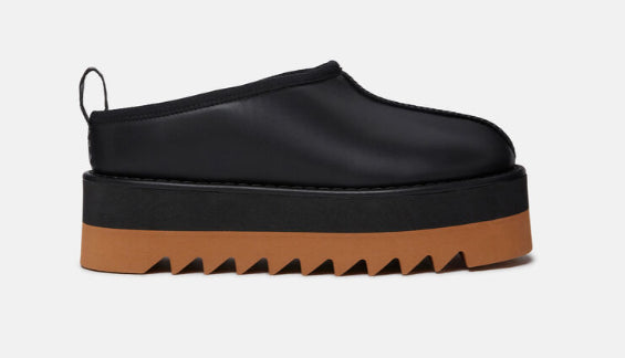 Stella Mccartney Flat shoes - Blacks and greys | 8ef7ef5cb603f7abd2db55a69dc0fcd7f1e61495