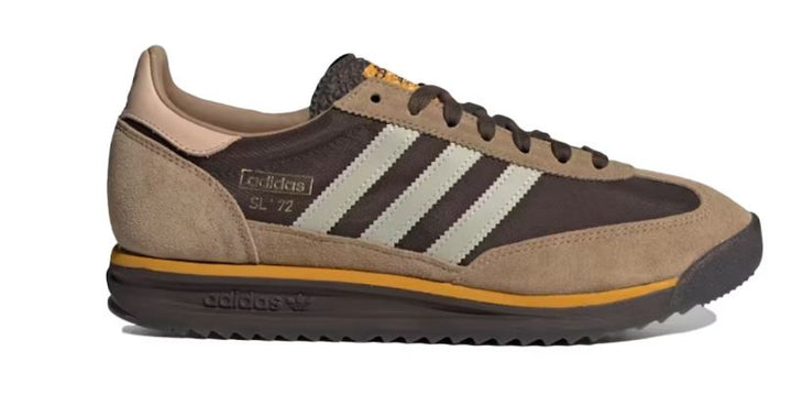 Adidas Flat shoes -  | eebc743ea8c61e5749721a66f4b6f571631bf526