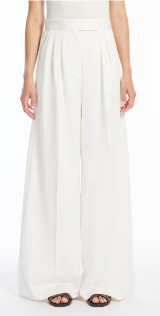 Max Mara Trousers -  | e405b2cfad6098291eb4e7afab4a50fcbfa3f100