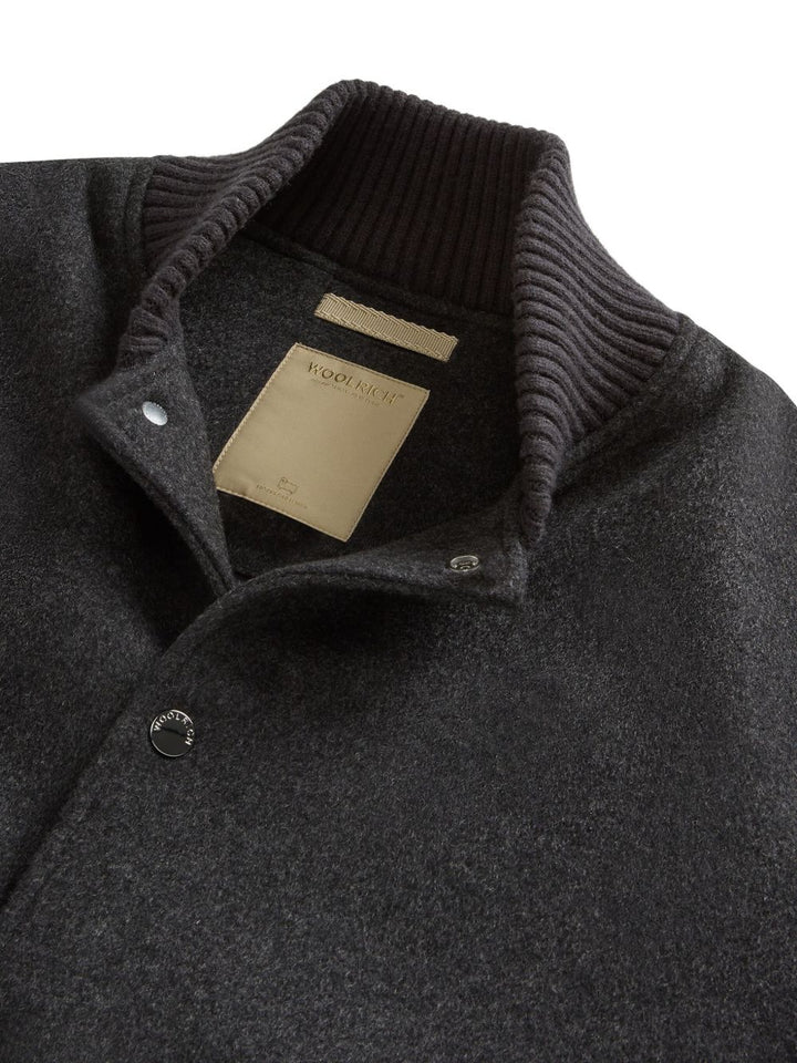 Woolrich Coats - Blacks and greys | 9588d28696f2f18e3f7eb9dc7d014351da71f272