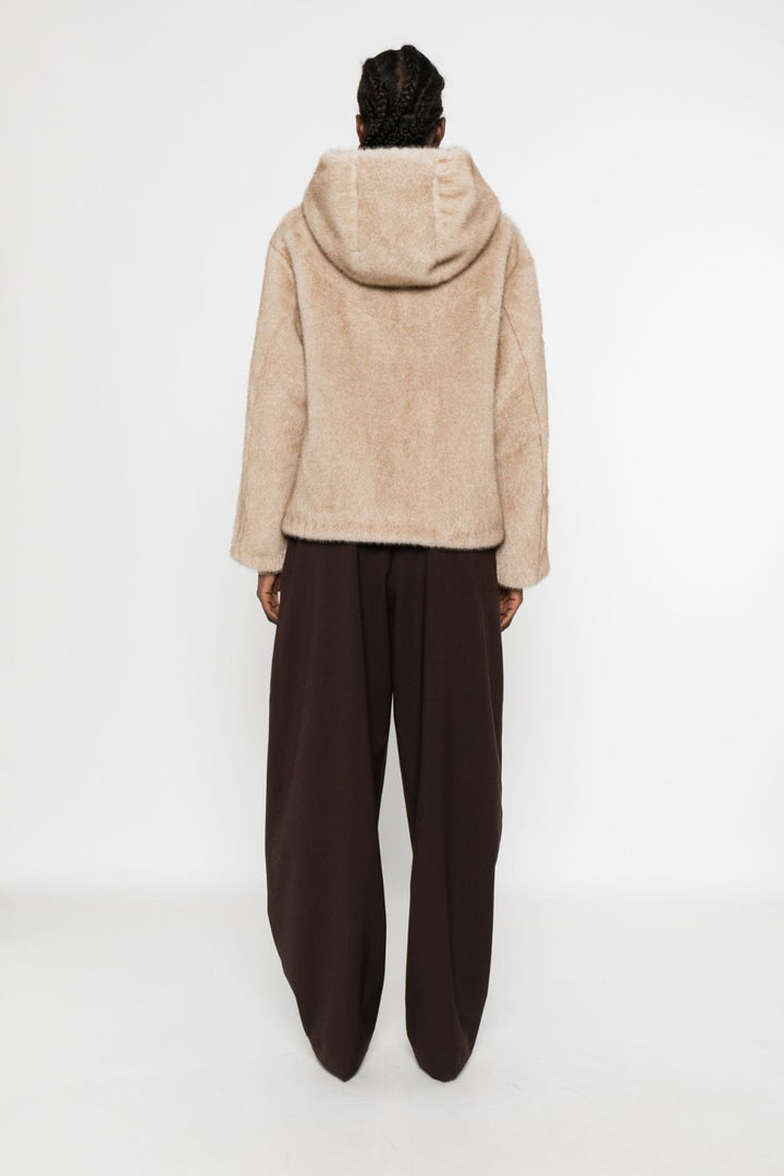 Parosh Coats - Light and natural | 387a8f465400564fbe72d11346e0dba6263cfffd