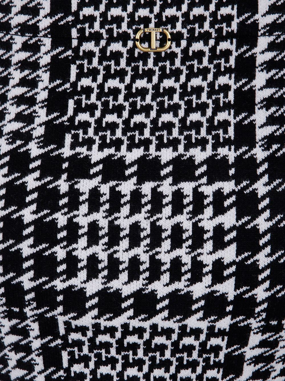 Twin-Set Skirts - Neve nero | 7407e9d4ac588b40700ef6e3c439aa1162bb1f5e