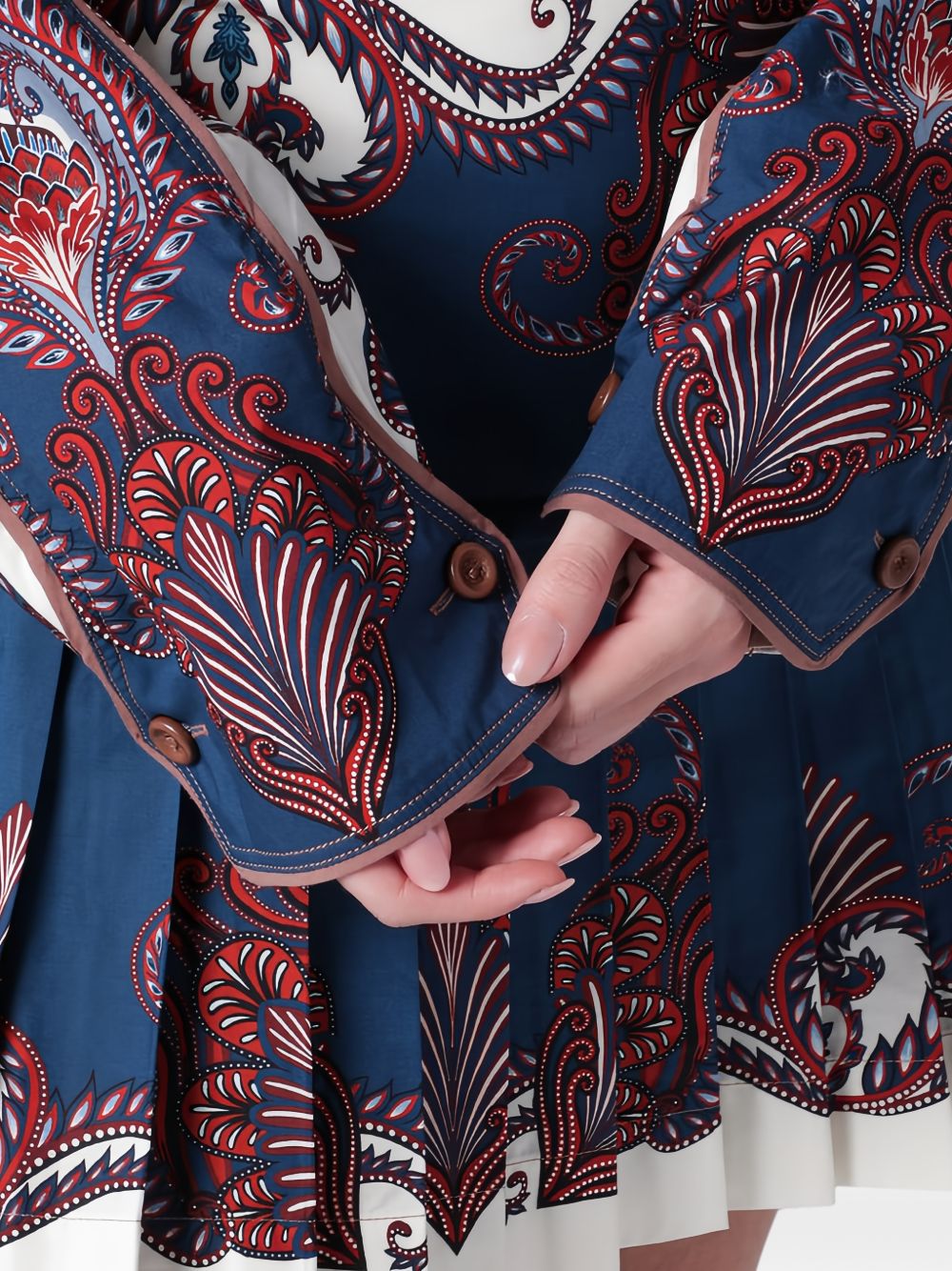 Farm Rio Shirts - Arabesque | 824482b442a17fc785120e3f9e93f572541a14dd