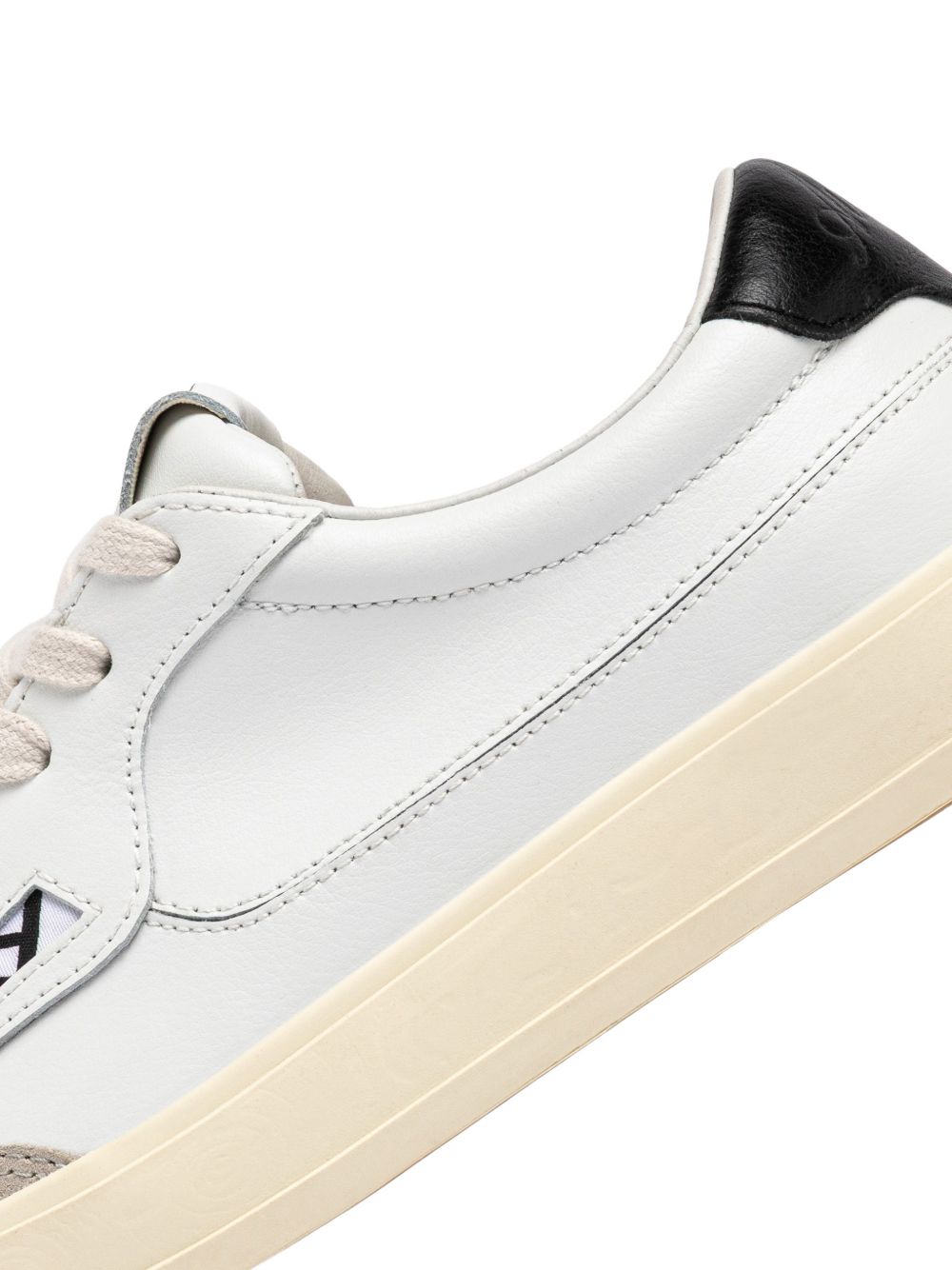 Autry Flat shoes - Chiari e Naturali | da99526e4d1316efb9ac8dddb77fdeb91b2b3df9