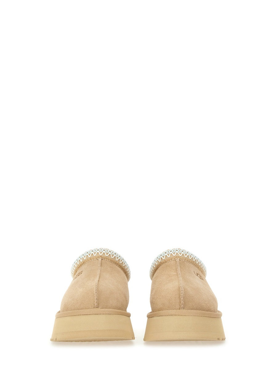 Ugg Flat Shoes - Beige | be966d72e8358efd72e4e819dfc3d9a5f0f81887
