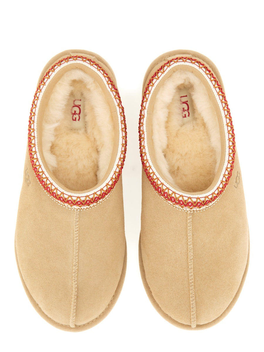 Ugg Sandals - White | cf5c2bf36e3c921ea2ee856c7f97da7e70f9706c