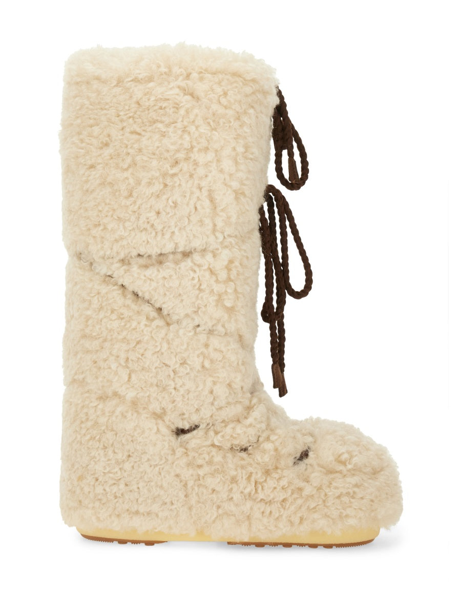 Moon Boot Boots - Beige | Wanan Luxury