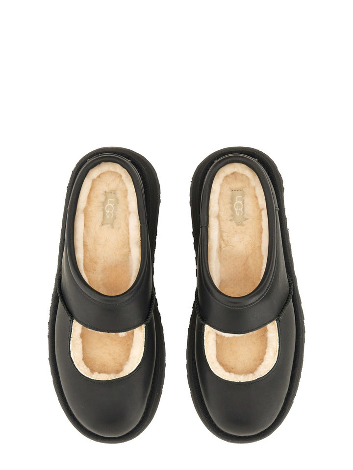 UGG Sandals - Black | Wanan Luxury