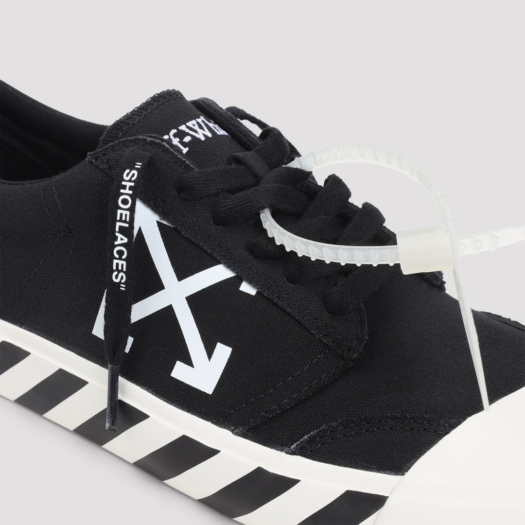 Off-White Sneakers - Black | 2519a5bc91fef10e1e40ee52d96937db1c97b537