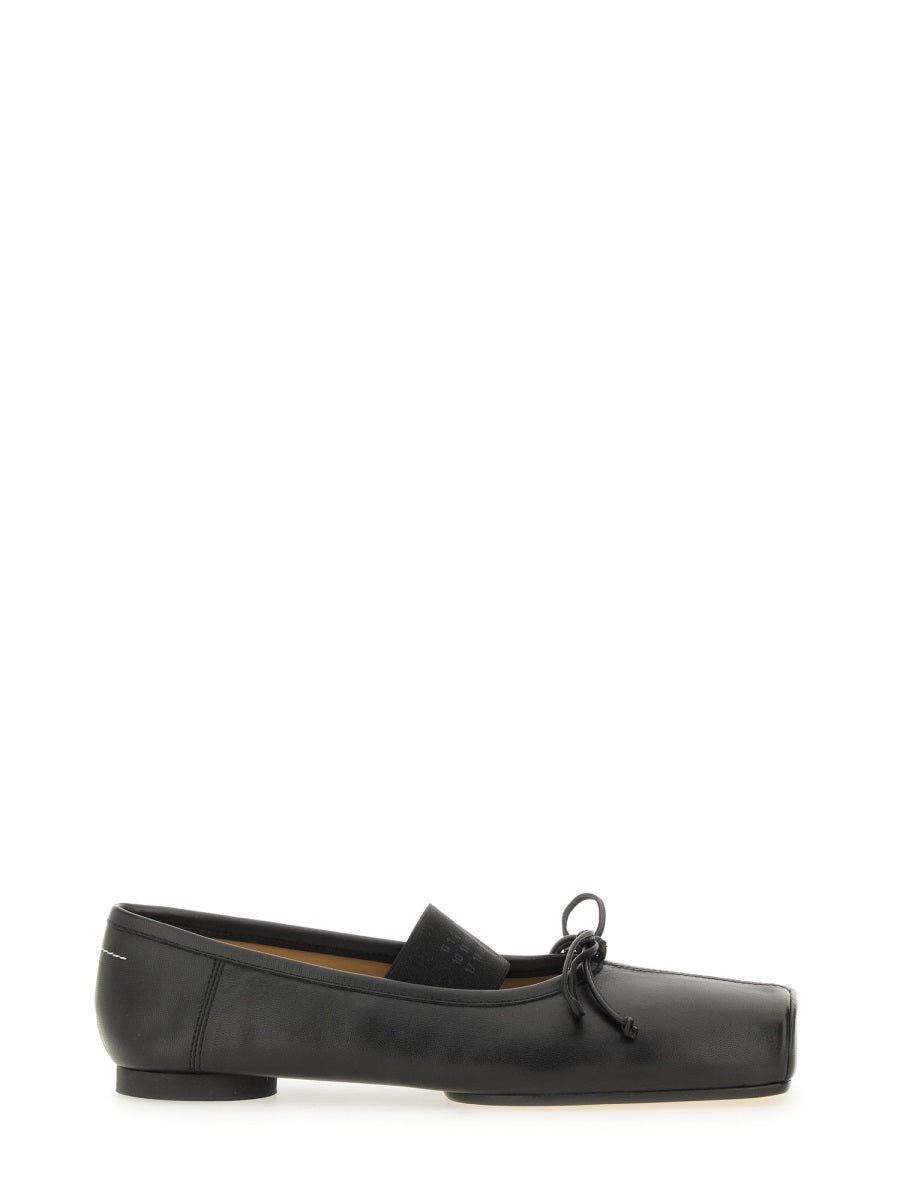 Mm6 Maison Margiela Flat Shoes - Black | f2724f496db63234a5f84deef10dadb28719b563