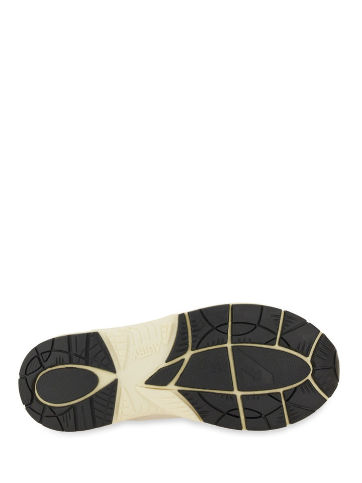 Autry Sneakers - Ivory | 5992074d41f6e7105aab0a2b1cac16a52d4270e0
