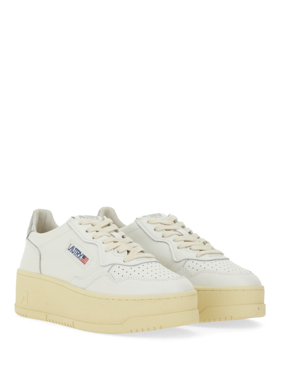 Autry Sneakers - White | Wanan Luxury